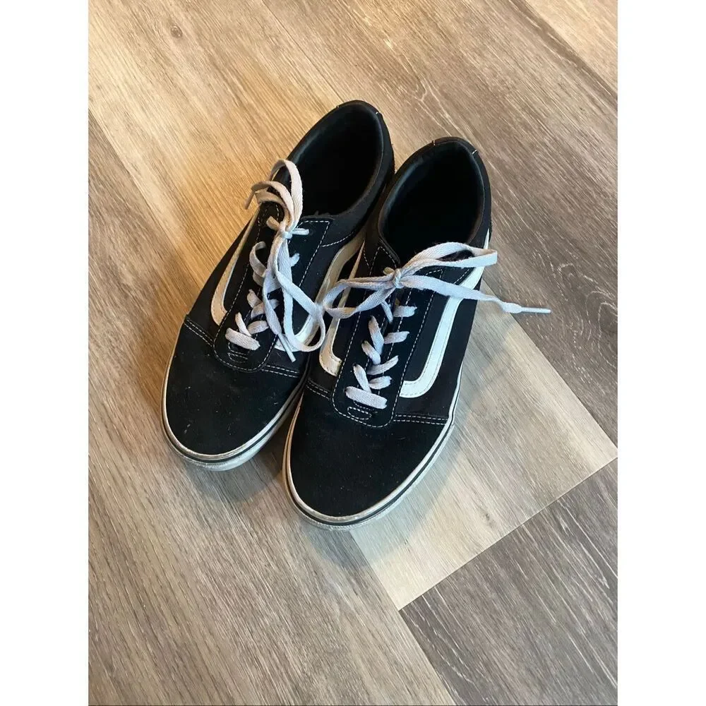 VANS Old Skool Suede Black/White Sz 6.5 Men/Wm 8 Low Skate Sneakers Off The Wall
